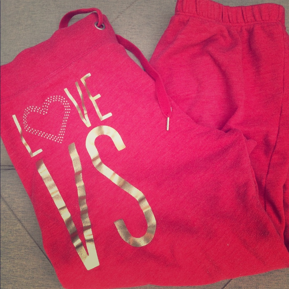 VS Victoria’s Secret cropped sweatpants red small